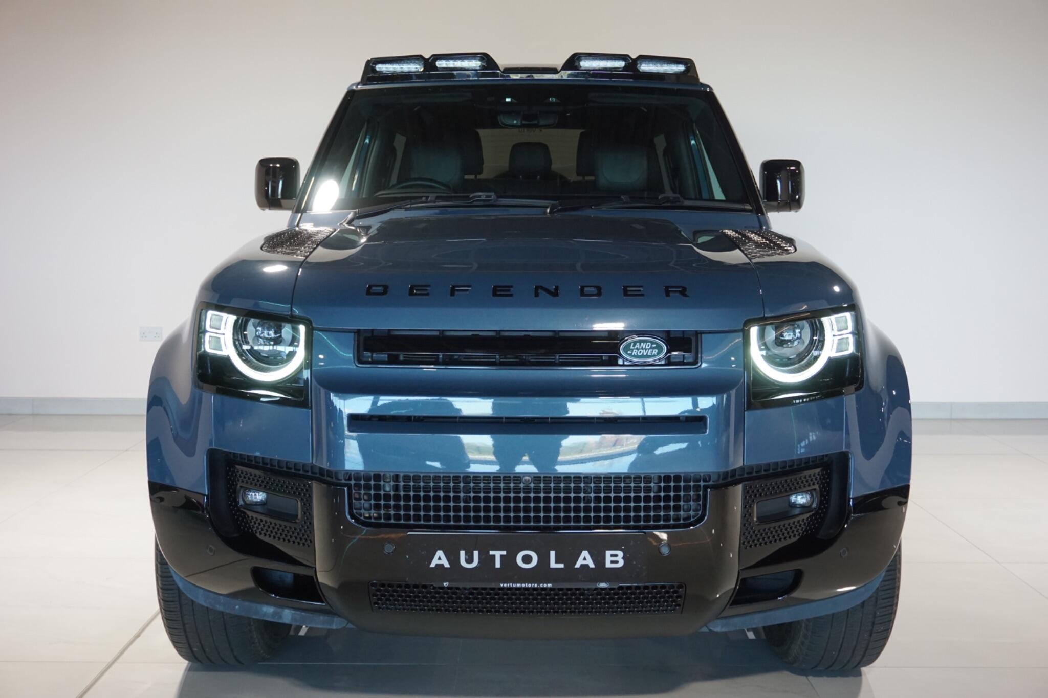 Land Rover Defender 90 3.0 D250 MHEV X-Dynamic HSE SUV 3dr Diesel Auto 4WD Euro 6 (s/s) (250 ps)